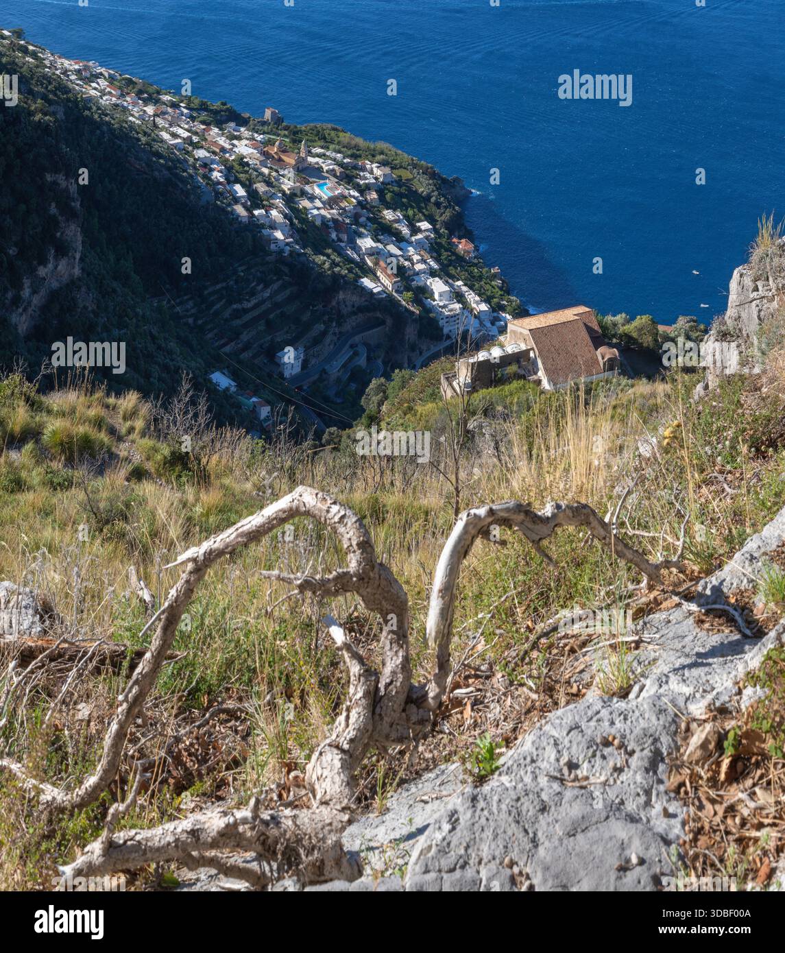 Praiano - Costiera Amalfitana - Guarda dal Sentiero degli dei - l'escursione costiera amalfitana - Sentiero degli dei Foto Stock