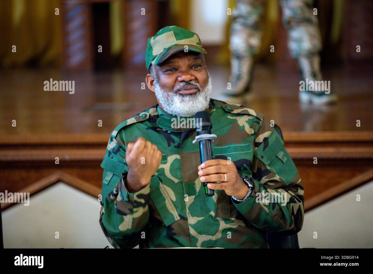 DOTTOR Congo, Goma. Il capo del movimento ribelle AFC/M23 Corneille Nangaa, parla ai giornalisti a Goma, il 30 gennaio 2025 Foto Stock