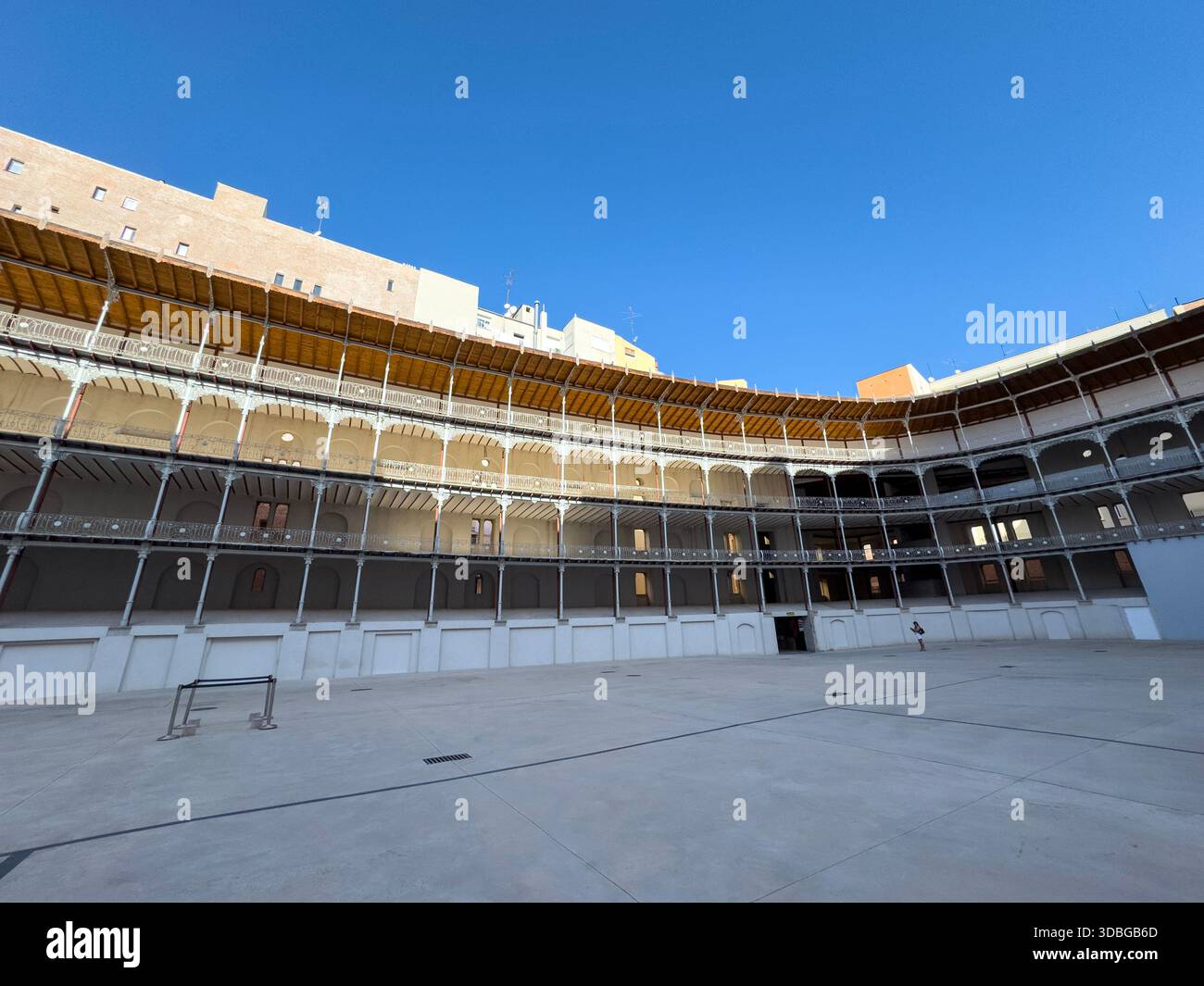 Storica Frontón Beti Jai, ex corte basca di pelota a Chamberí , Madrid, Spagna - Immagine stock catturata con smartphone