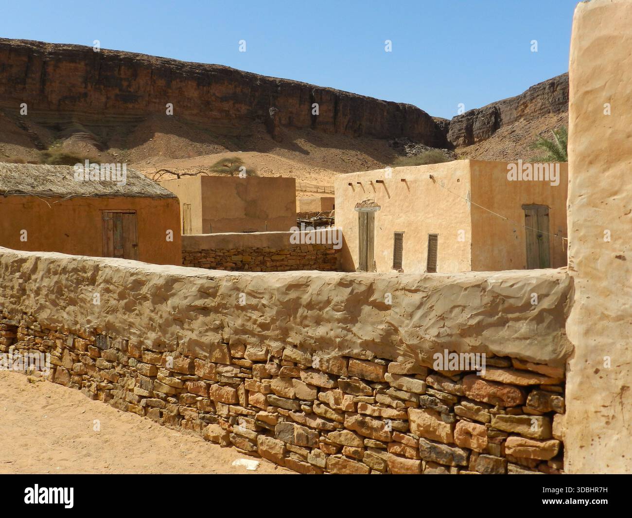 La piccola città desertica di Choum in Mauritania Foto Stock