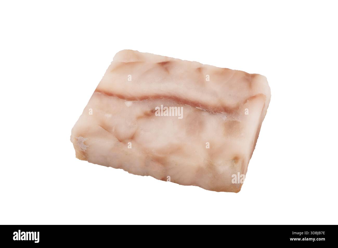 Blocchetto di filetti di pesce congelato rapidamente isolato su sfondo bianco. Filetti di merluzzo congelati senza pelle isolata su sfondo bianco Foto Stock