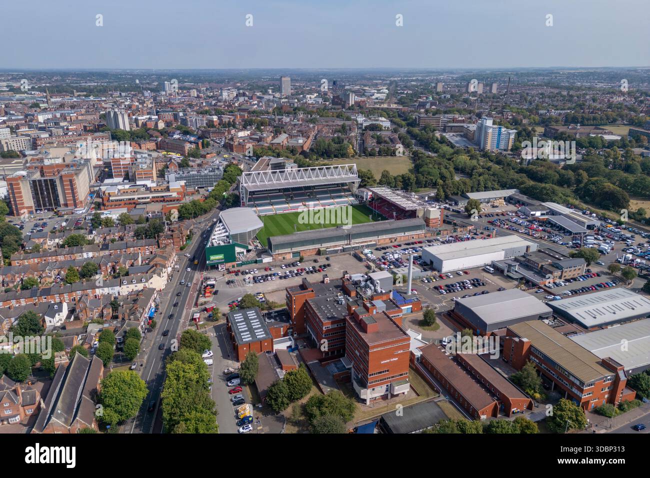 Veduta aerea del Mattioli Woods Welford Road Stadium, sede dei Leicester Tigers, che giocano nella Gallagher PREM League, Leicester, Regno Unito. Foto Stock