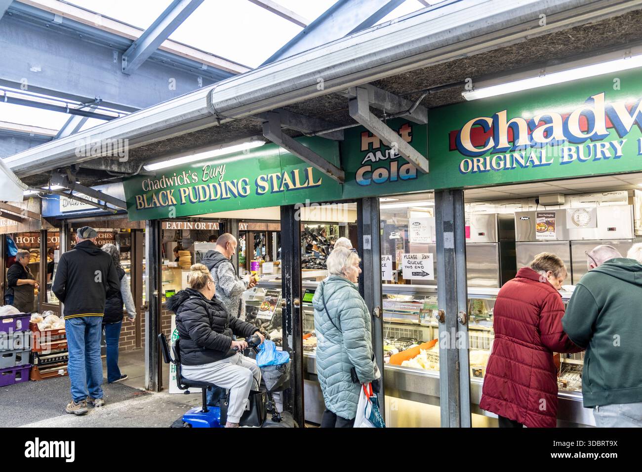 Bury Black Pudding, Chadwicks on Bury Market, famosi budini neri, Greater Manchester, Inghilterra, Regno Unito Foto Stock