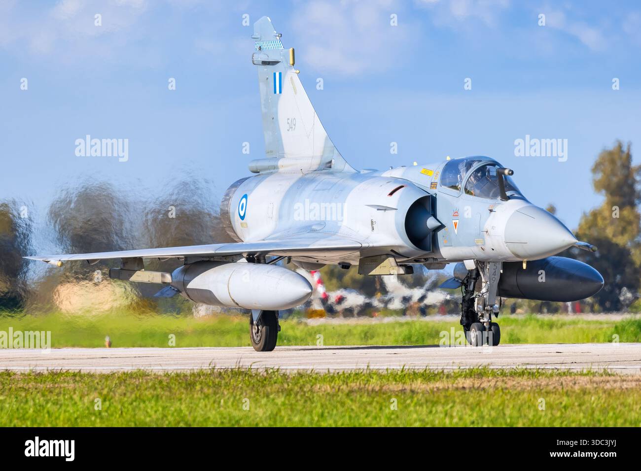 Andravida, Grecia - 24 aprile 2025: Mirage 2000 Hellenic Air Force Foto Stock