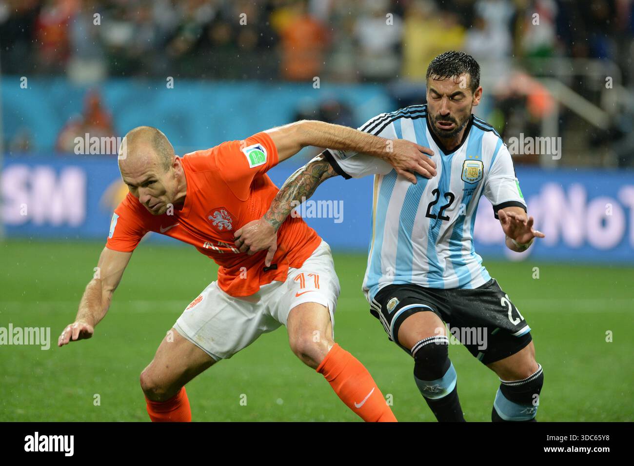 San Paolo Brasile 9 luglio 2014 semifinale di Coppa del mondo Argentina vs Olanda Arjen Robben, Ezequiel Lavezzi Foto Stock