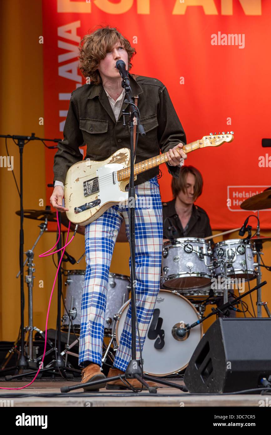 Teo Hirvonen e Leevi Jämsä degli US sul palco Espa di Helsinki, Finlandia Foto Stock