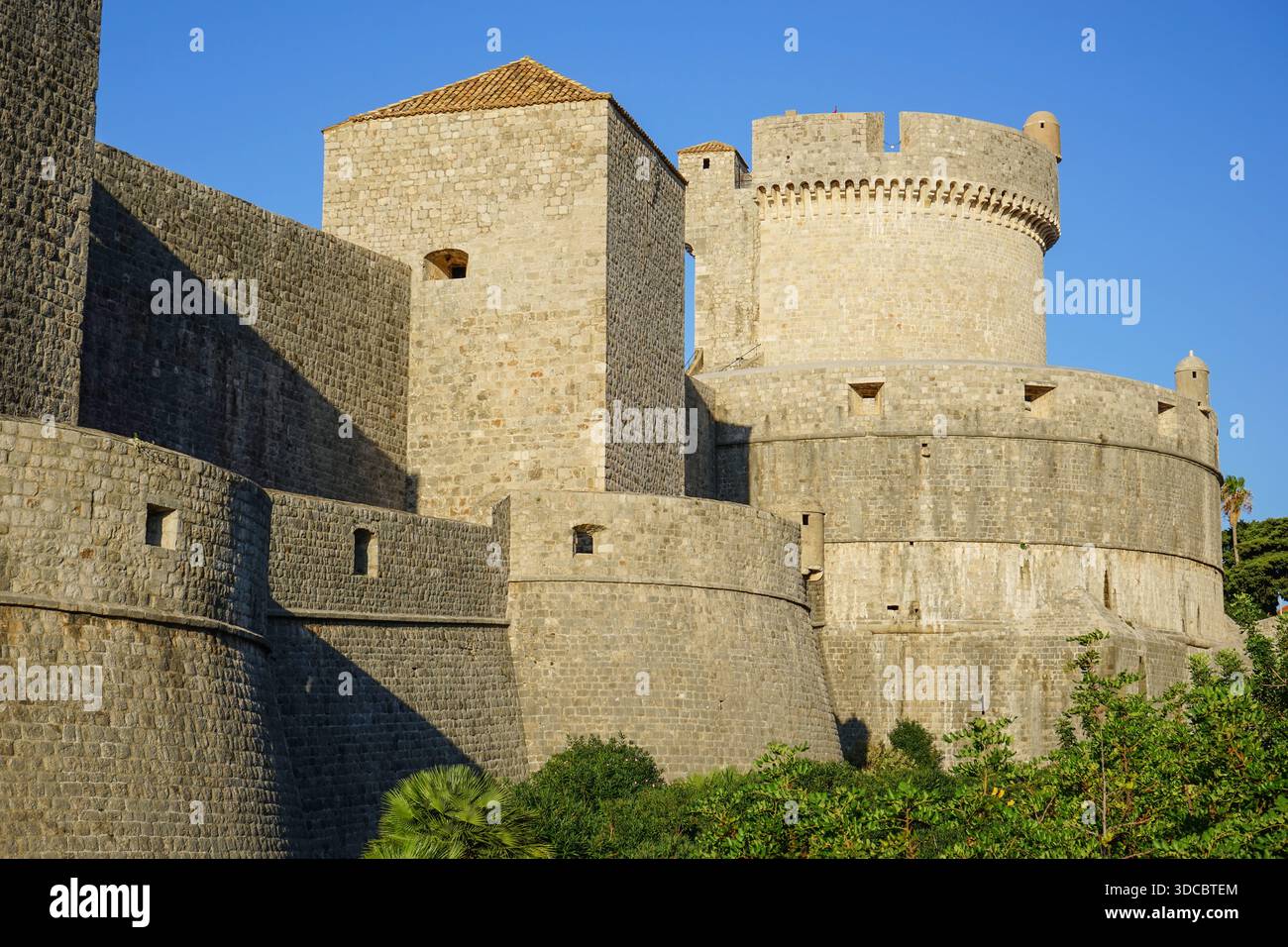 Le mura della città di Dubrovnik, Croazia Foto Stock