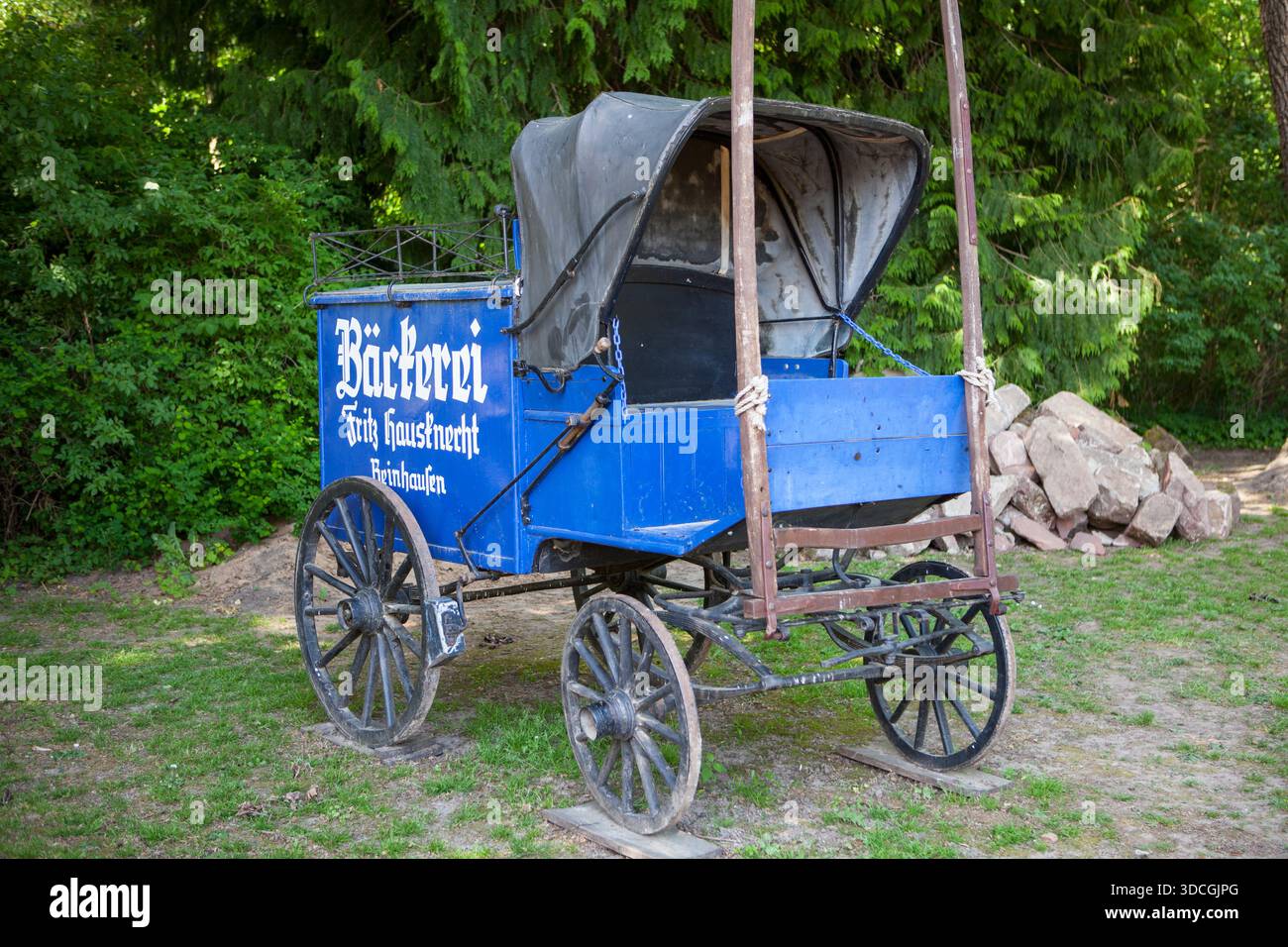 Carrello per la vendita di panifici storici, Museo europeo del pane, Ebergötzen, distretto di Göttingen, bassa Sassonia, Germania, Europa Foto Stock