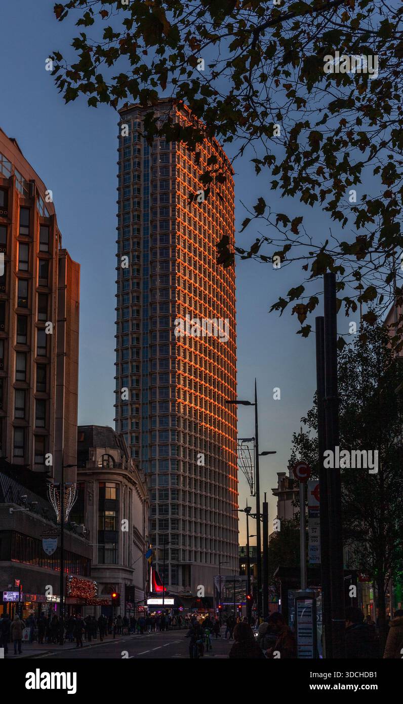 The Center Point Building, Londra, Inghilterra, Regno Unito. Foto Stock