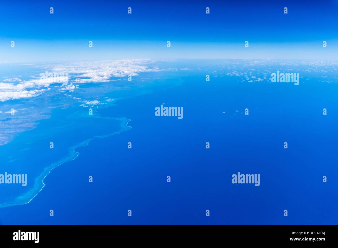 Una vista aerea della nuova Caledonia nell'Oceano Pacifico sudoccidentale, 1200 chilometri (750 miglia) ad est dell'Australia. Foto Stock
