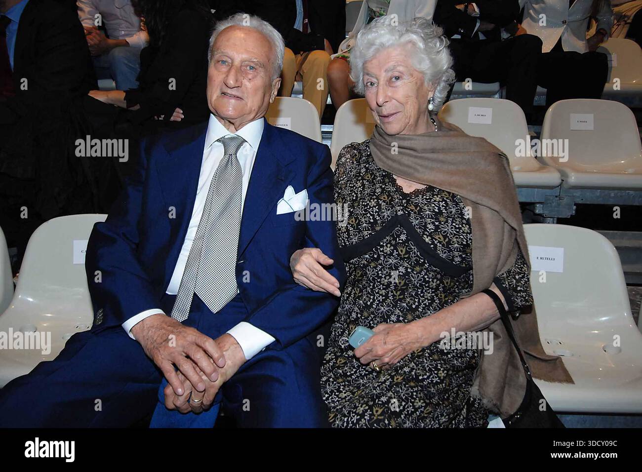 © Gian Mattia D'Alberto / LaPresse 04-07-2007 Torino economia presentazione nuova 500 FIAT - nuova FIAT 500 presentazione mostra nella foto Maria Sole Agnelli e il marito Teodorani Foto Stock