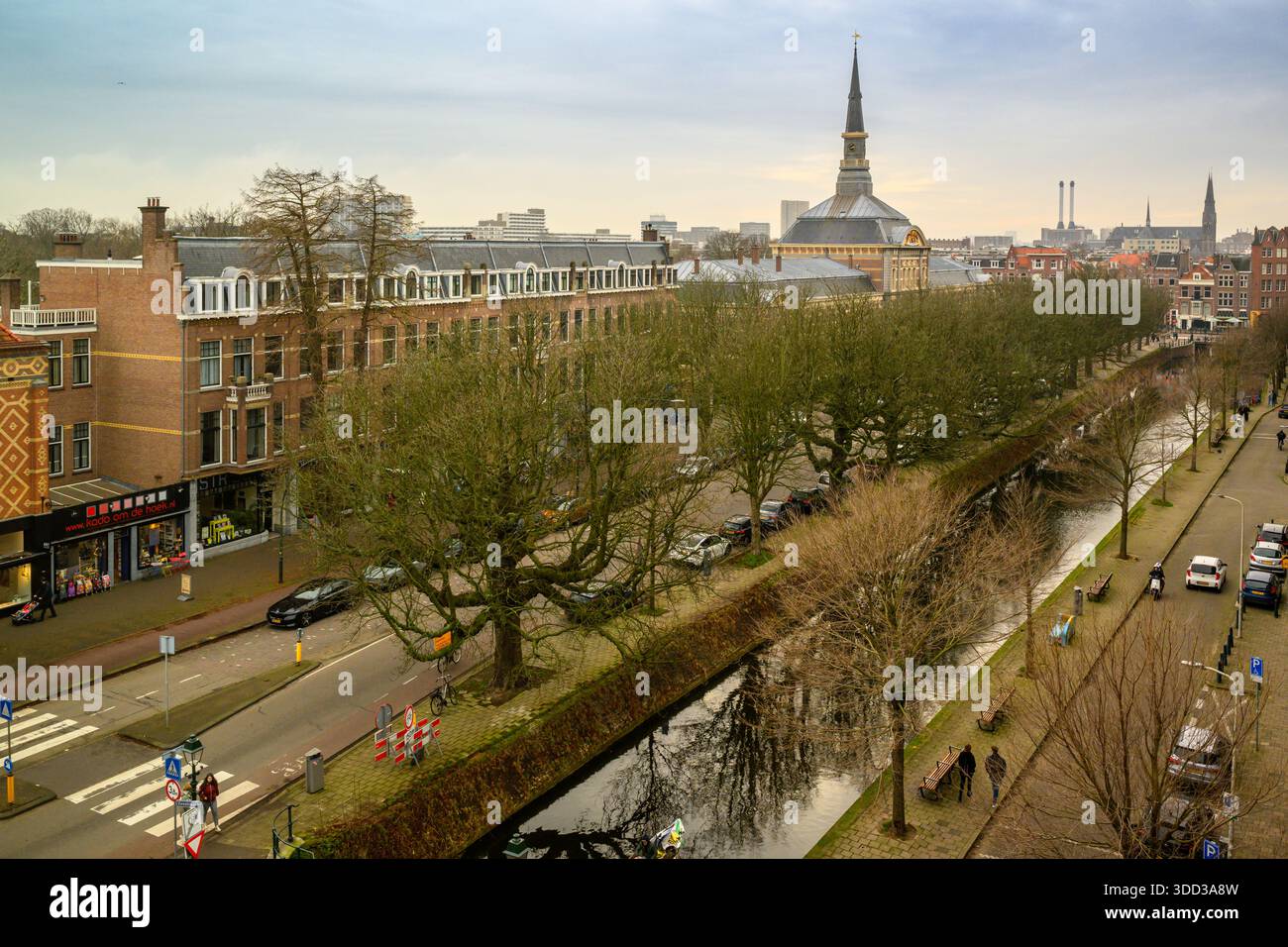 Il Kortenaerkade e Hogewal, presi dall'alto durante l'inverno, Den Haag, Paesi Bassi Foto Stock