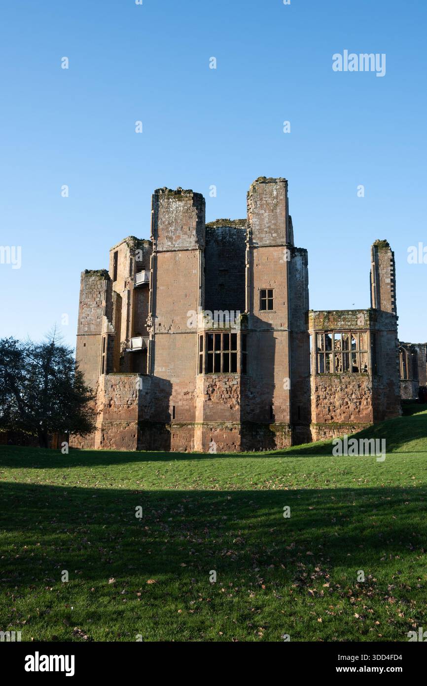 Il Castello di Kenilworth in inverno, Warwickshire, Inghilterra, Regno Unito Foto Stock