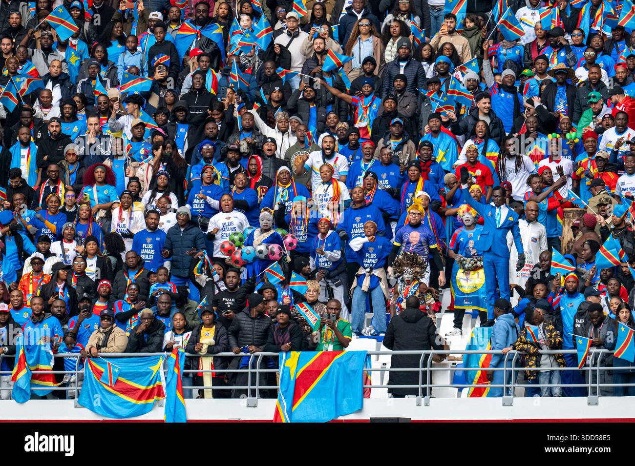 Tangeri, Marocco. 27 dicembre 2025. Durante la Coppa d'Africa (CAN) 2025, partita di calcio del gruppo D tra Senegal e Repubblica Democratica del Congo al Grand Stade de Tanger di Tangeri, Marocco, il 27 dicembre 2025. (Foto di Andrew SURMA/SIPA USA). Credito: SIPA US/Alamy Live News Foto Stock