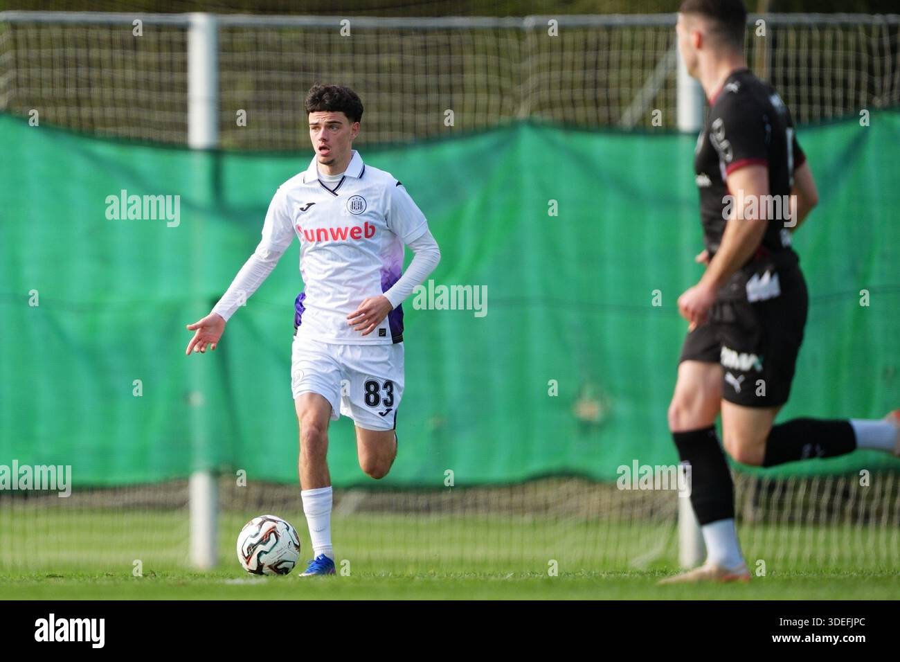 Jerez De la Frontera, Spagna. 7 gennaio 2026. Il Tristan Degreef dell'Anderlecht, raffigurato in azione durante una partita amichevole di calcio tra il belga RSC Anderlecht e lo svizzero St. Gallen 1879, durante i loro campi di allenamento invernali a Jerez de la Frontera, Spagna, mercoledì 7 gennaio 2026. BELGA FOTO JOMA GARCIA i GISBERT credito: Belga News Agency/Alamy Live News Foto Stock