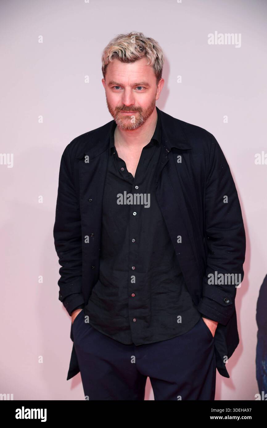 Friedrich Mücke bei der Weltpremiere des Kinofilms EXTRAWURST im Lichtburg Kino in Essen am 07.01.2026 *** Friedrich Mücke alla prima mondiale del film EXTRAWURST al cinema Lichtburg di Essen il 07 01 2026 Foto Stock