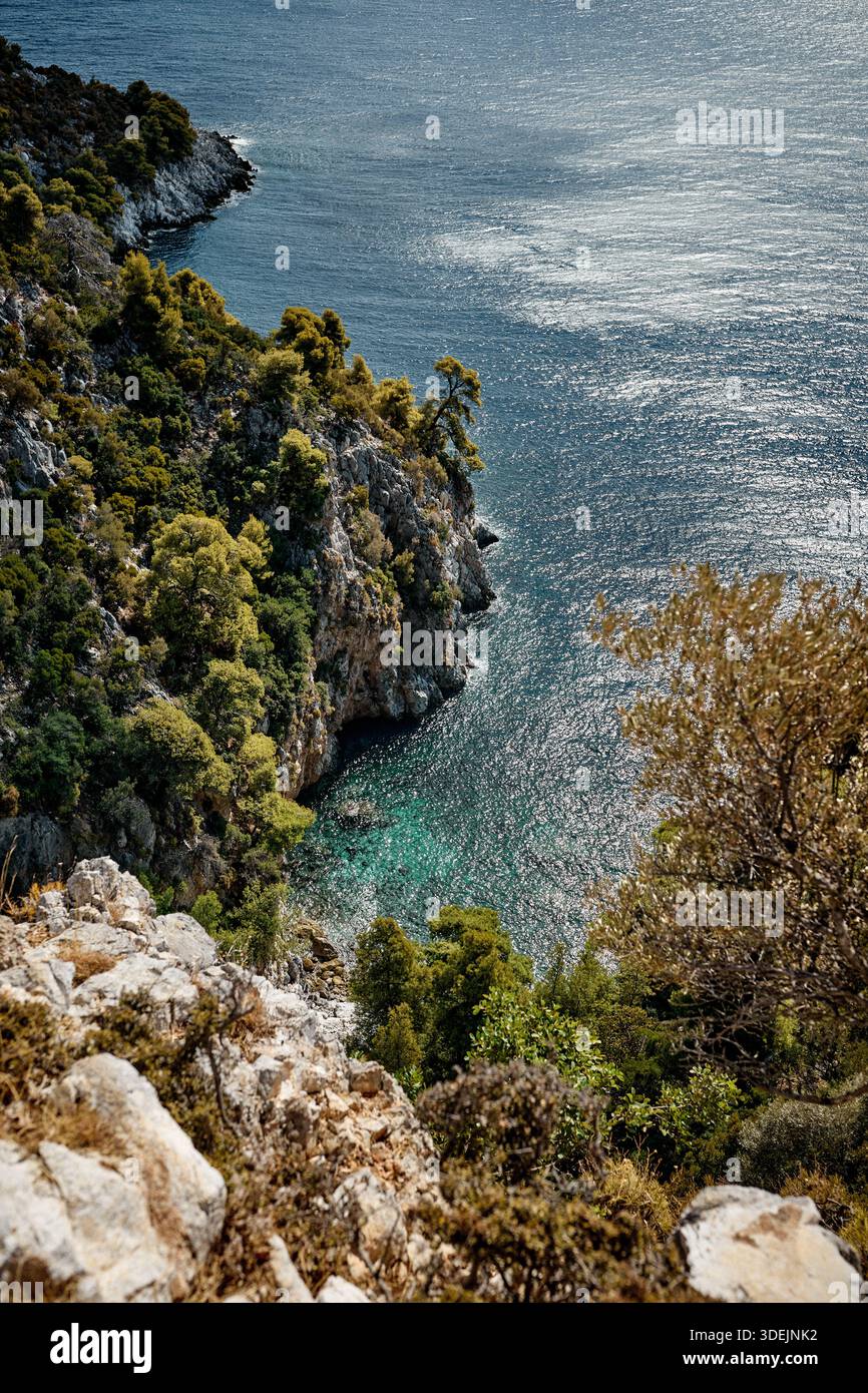 Spettacolare costa greca dell'isola di Skopelos Foto Stock