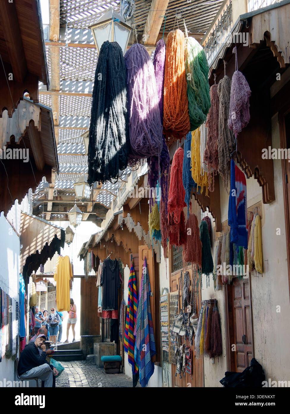 souk, Fez El Bali, Fez o FES, Regno del Marocco, Nord Africa, sito patrimonio dell'umanità dell'UNESCO Foto Stock