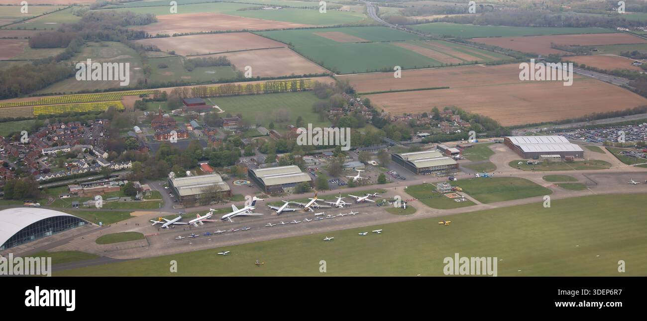 Vista aerea del Duxford Imperial Air Museum, Cambridgeshire, Inghilterra Foto Stock