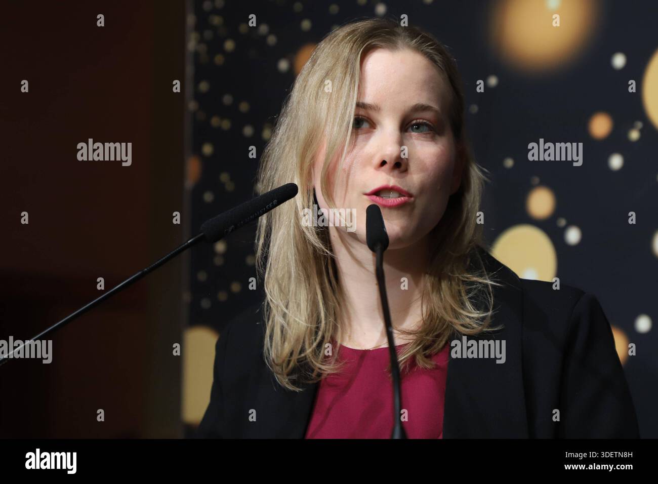 31ster Blankeneser Neujahrsempfang Julia Ruhs, 31ster Blankeneser Neujahrsempfang, Hotel Suellberg, Amburgo, 08.01.2026 *** 31 ricevimento di Capodanno Blankenese Julia Ruhs, ricevimento di Capodanno Blankenese 31, Hotel Suellberg, Amburgo, 08 01 2026 Copyright: XEventpressxBecherx Foto Stock