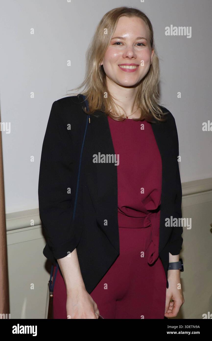 31ster Blankeneser Neujahrsempfang Julia Ruhs, 31ster Blankeneser Neujahrsempfang, Hotel Suellberg, Amburgo, 08.01.2026 *** 31 ricevimento di Capodanno Blankenese Julia Ruhs, ricevimento di Capodanno Blankenese 31, Hotel Suellberg, Amburgo, 08 01 2026 Copyright: XEventpressxBecherx Foto Stock