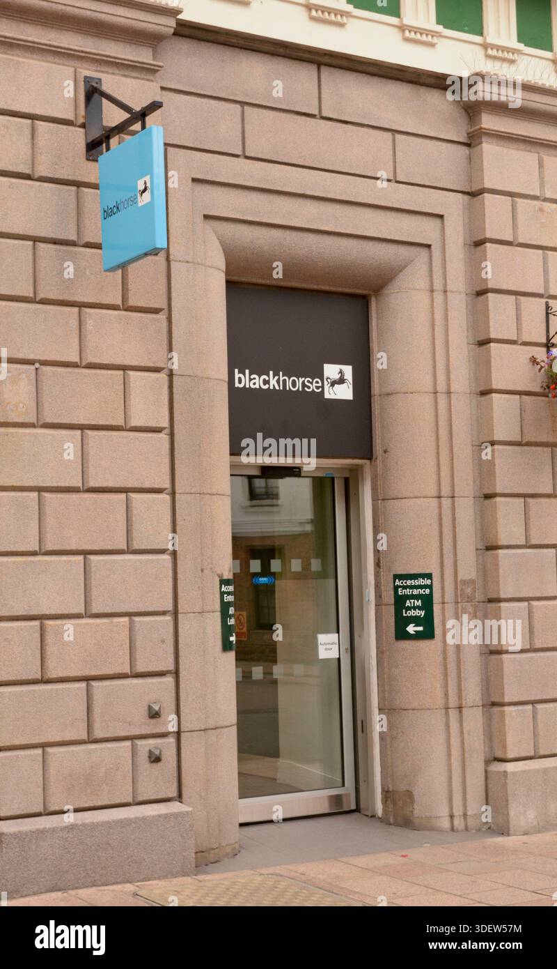Filiale Black Horse - parte del Lloyds Bank Group che offre finanziamenti per auto a St Helier, Jersey, Isole del Canale Foto Stock