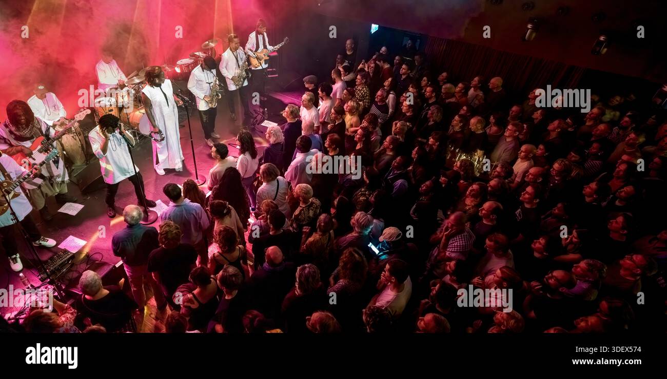 Svizzera, Zurigo, Orchestra Baobab dal Senegal al Moods Zurich Foto Stock