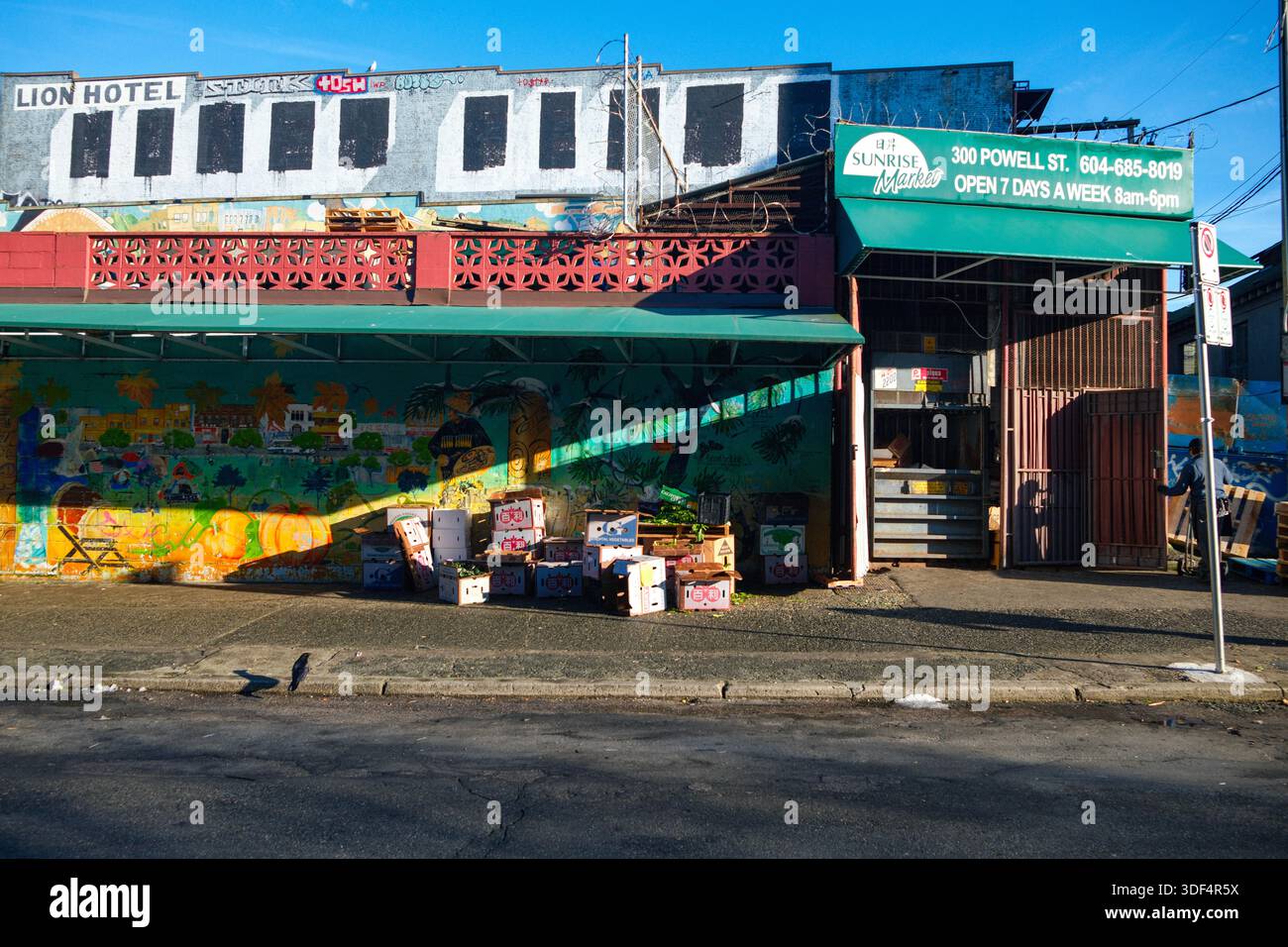 Lo storico Sunrise Market di East Vancouver, British Columbia. Foto Stock