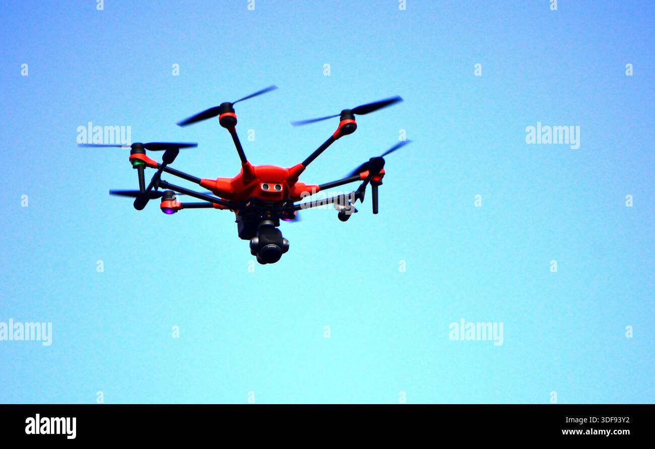 Drone Yuneec H520E con telecamera E90 e modulo ID remoto. Foto Stock