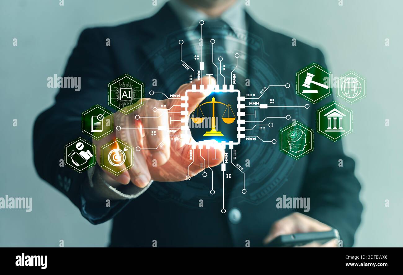 Uomo d'affari che tocca l'interfaccia virtuale della legge dell'intelligenza artificiale con scale di giustizia, martelletto e icone di conformità. Concetto di tecnologia giuridica, regolamentazione, governance, Foto Stock
