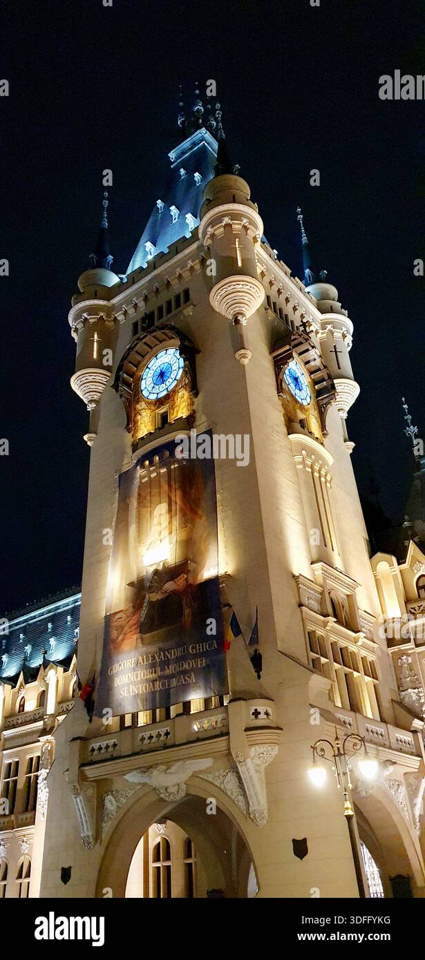Palazzo della Cultura (Palatul Culturii) a Iasi, l'edificio storico emblematico nella capitale della Moldavia, Romania. Foto Stock