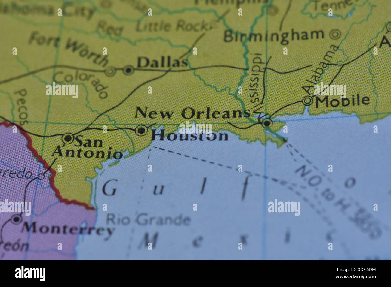 Magnete con mappa dello stato del Texas: adesivo per paraurti auto Non scherzare con il Texas (5 x 5 pollici) - Italia