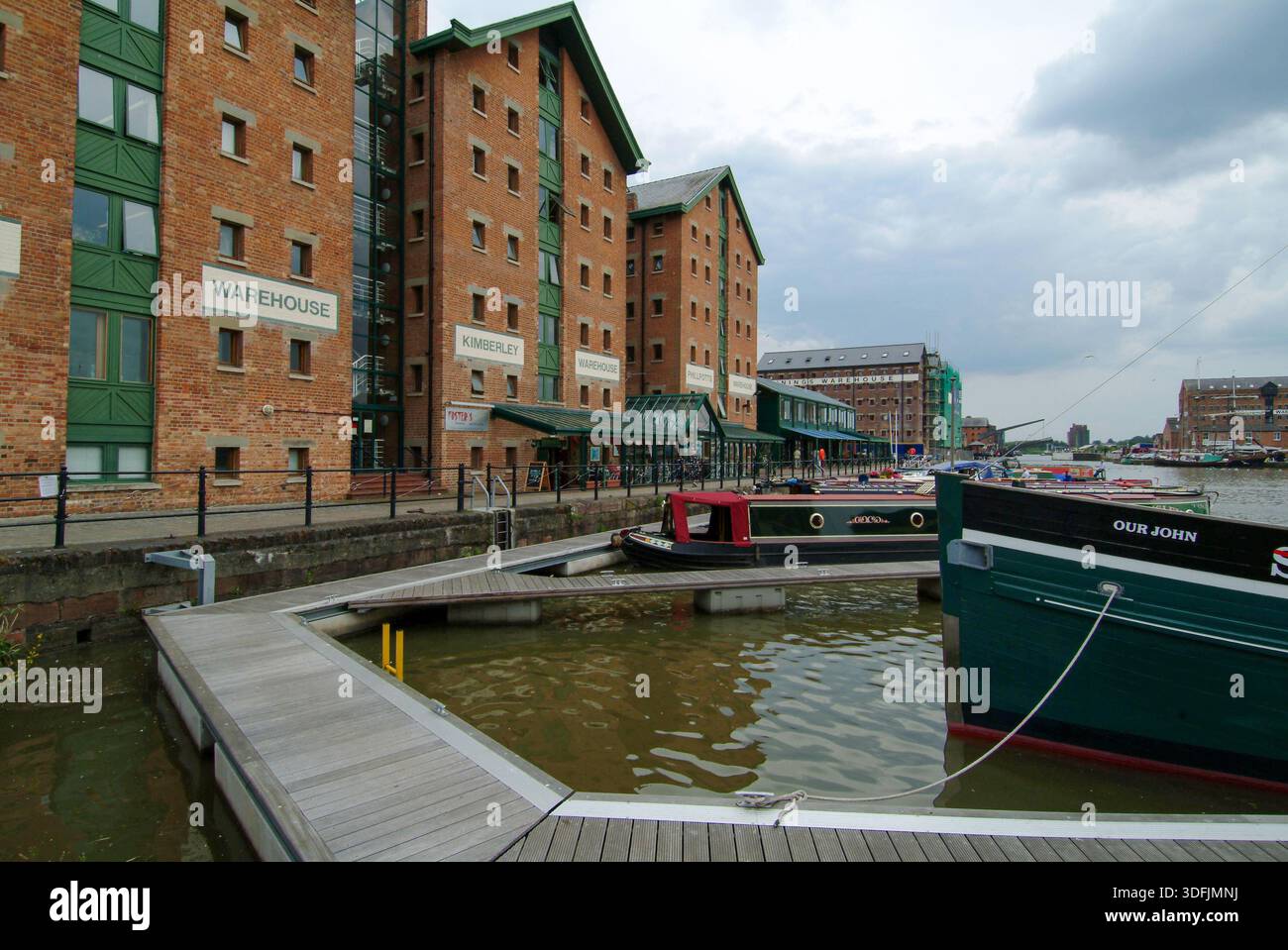 Herbert Warehouse, Kimberly Warehouse, Phillpotts Warehouse, bacino principale, bacini di Gloucester. - Gloucester - Inghilterra, Regno Unito : maggio 2022 Foto Stock