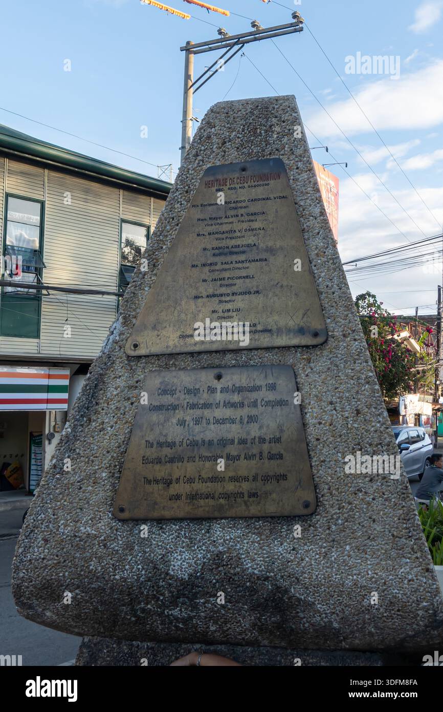 Targa Heritage of Cebu Monument, situata nel quartiere Parian di Cebu City, Filippine. Foto Stock