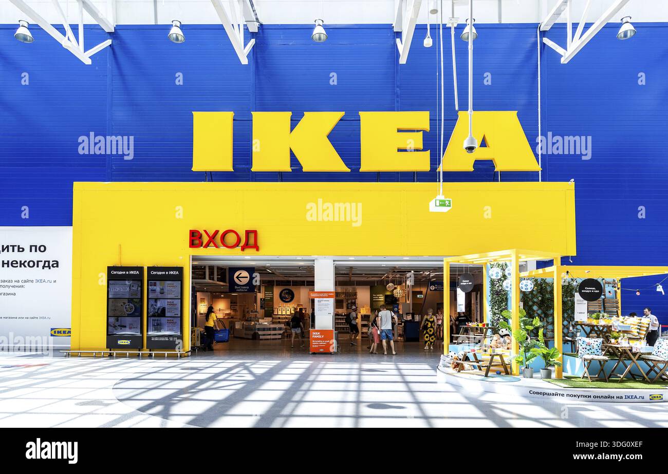 Samara, Russia - 22 Giugno 2019: Interno della Samara IKEA Store. IKEA è il più grande del mondo rivenditore arredamento, fondato in Svezia Foto Stock