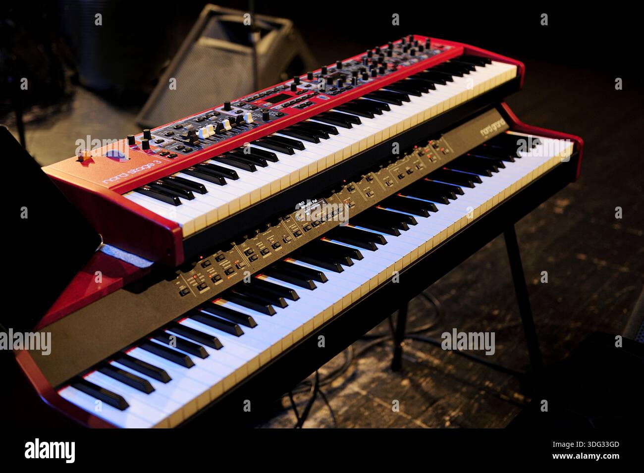 musica, strumenti a tastiera, suono, sintetizzatori, musica elettronica, strumenti di riproduzione, lezioni di musica, educazione musicale, concerto, Foto Stock