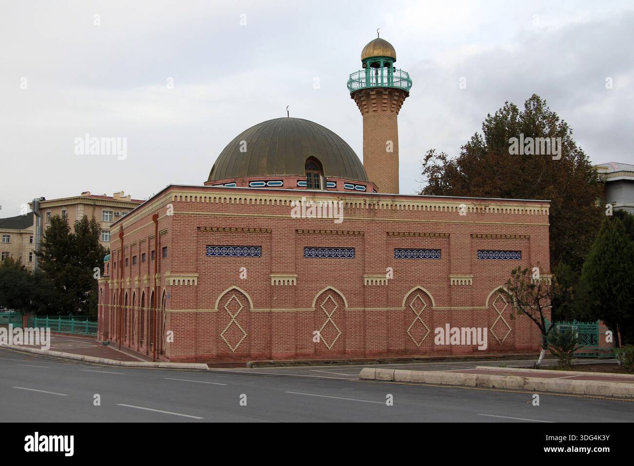 La Moschea del venerdì di Nakhchivan fu costruita nel XVIII secolo. Le decorazioni in mattoni e piastrelle della moschea sono degne di nota. Foto Stock