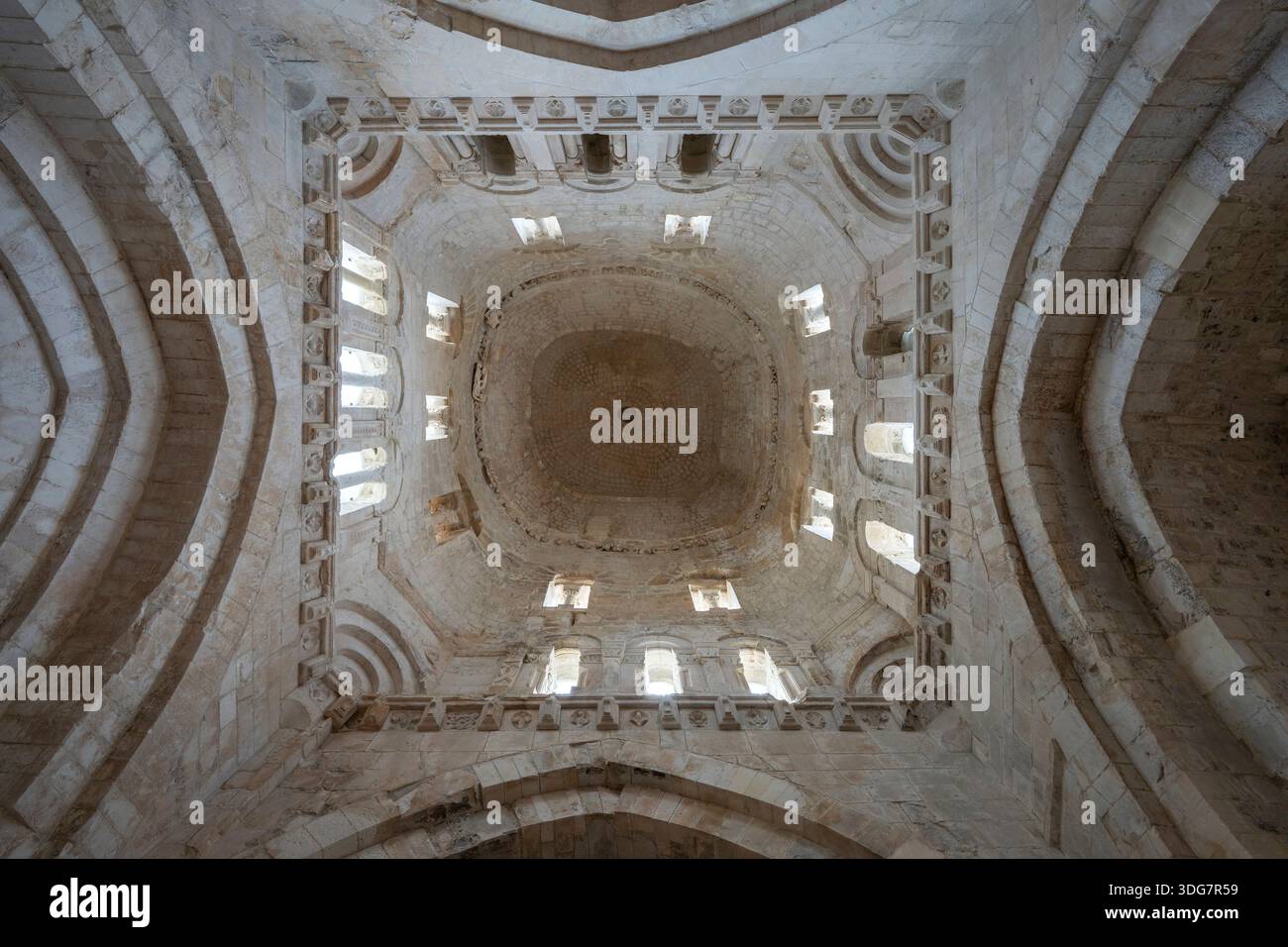 Battistero di San Giovanni in Tumba, erroneamente chiamato Tomba di Rotari, e Chiesa di Santa Maria maggiore, complesso monumentale di San Pietro, Foto Stock