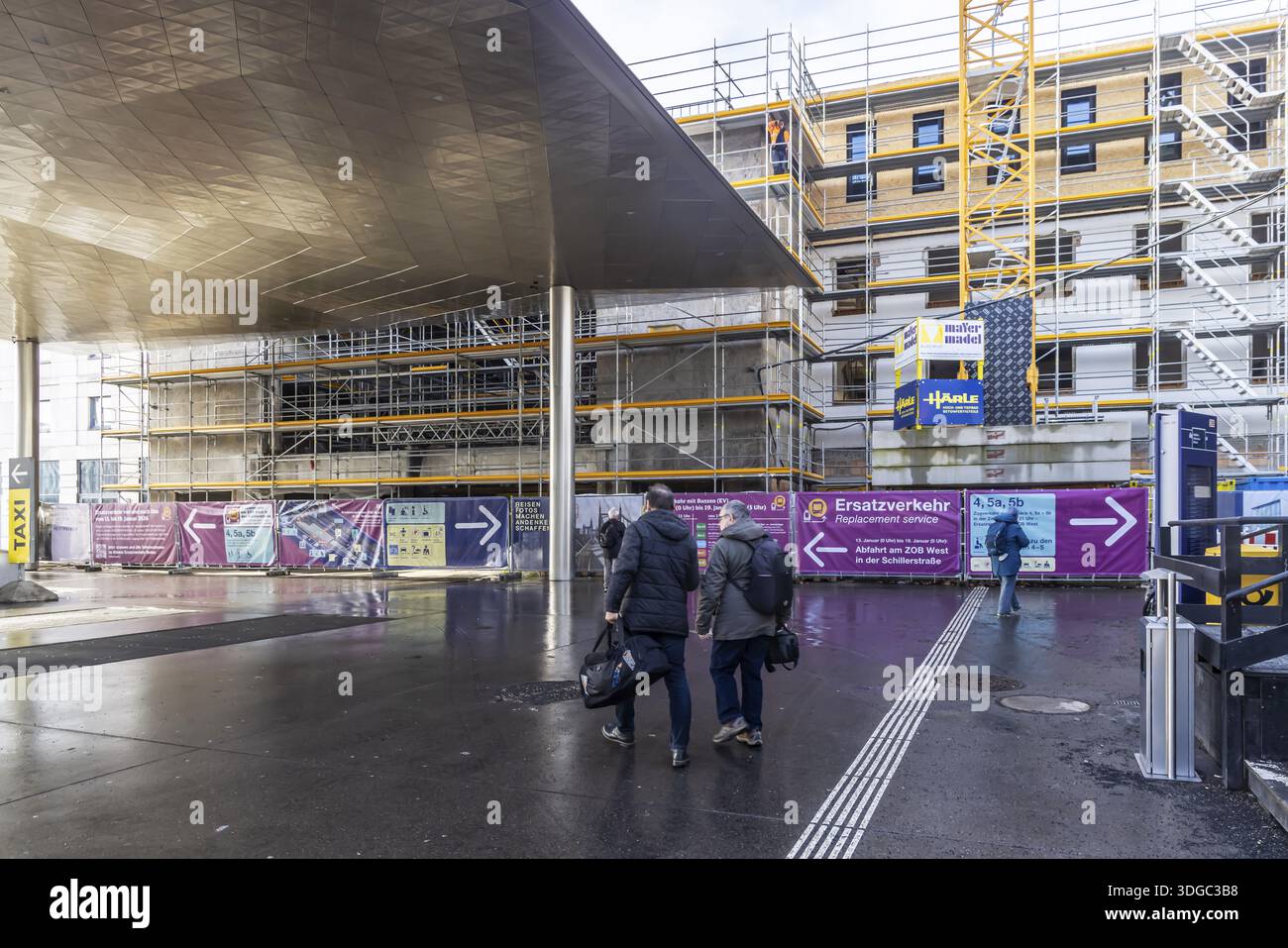 Lavori di costruzione alla stazione centrale di Ulm: Fino al 19 gennaio 2026, non ci saranno treni a lunga percorrenza, i treni regionali saranno limitati. La Grease Foto Stock