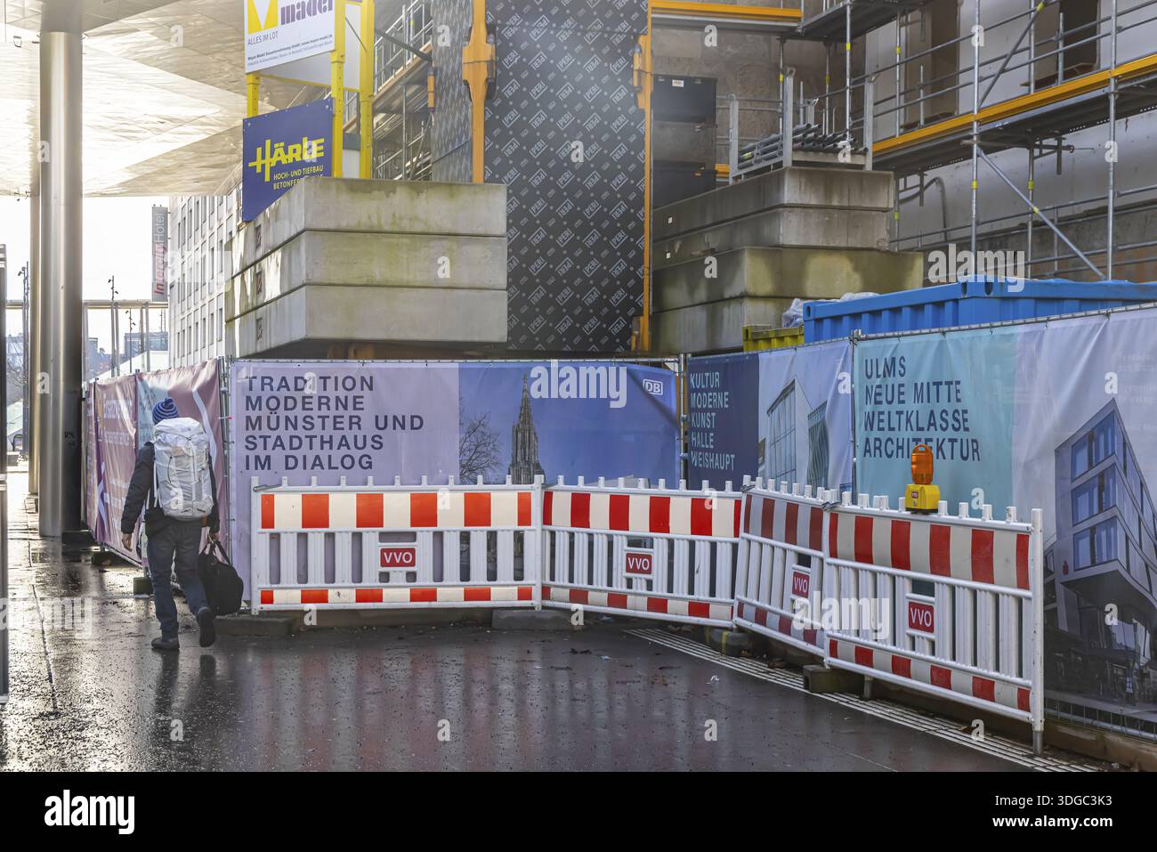 Lavori di costruzione alla stazione centrale di Ulm: Fino al 19 gennaio 2026, non ci saranno treni a lunga percorrenza, i treni regionali saranno limitati. La Grease Foto Stock