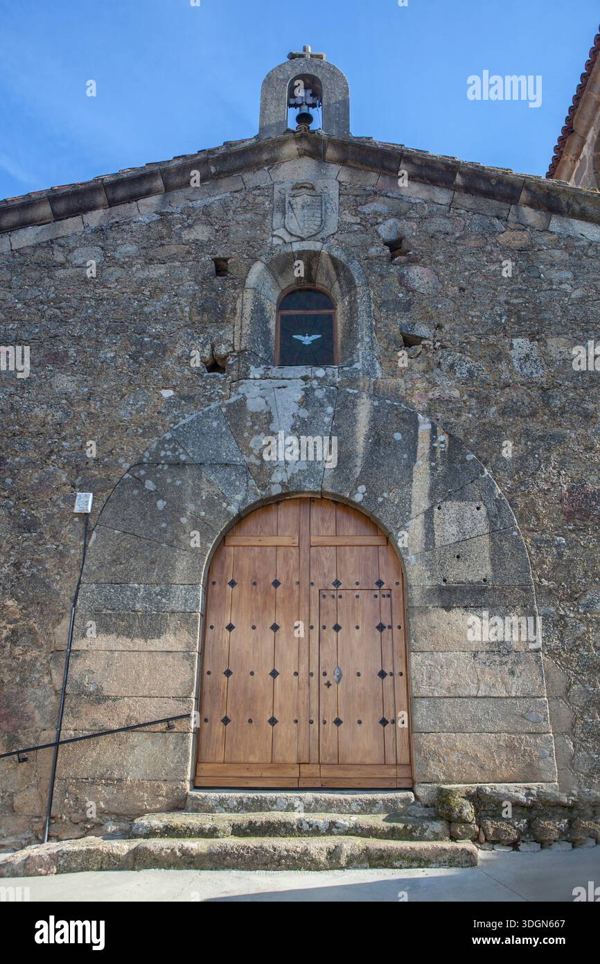 Chiesa di Santa Maria de Gracia. Edificio del XVI secolo situato a Valdastillas, Caceres, Estremadura, Spagna. Situato presso l'alta Extremadura Routes Foto Stock
