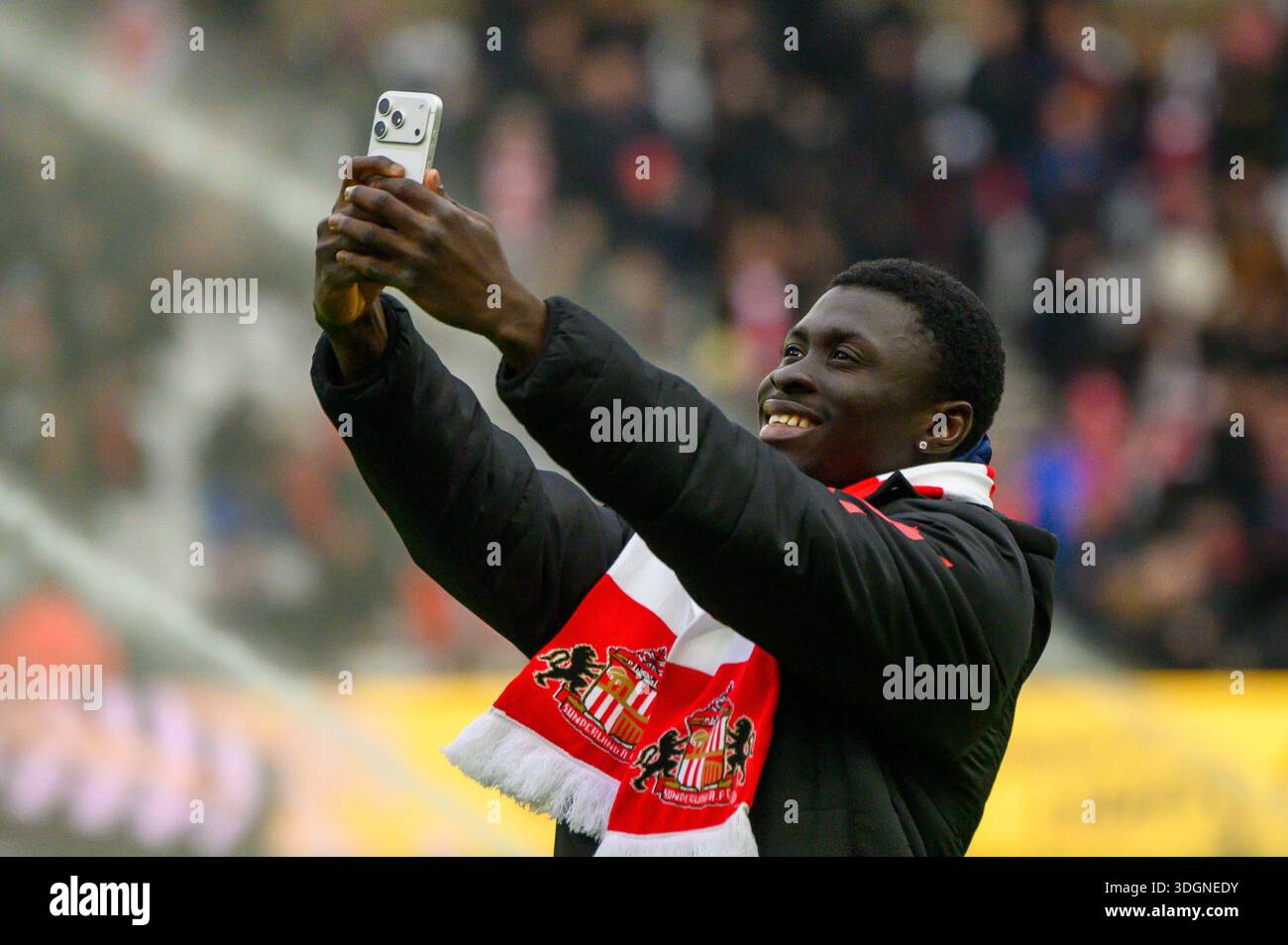 Il nuovo Sunderland AFC, Jocelin Ta Bi, viene presentato allo Stadium of Light prima della partita contro il Crystal Palace Foto Stock