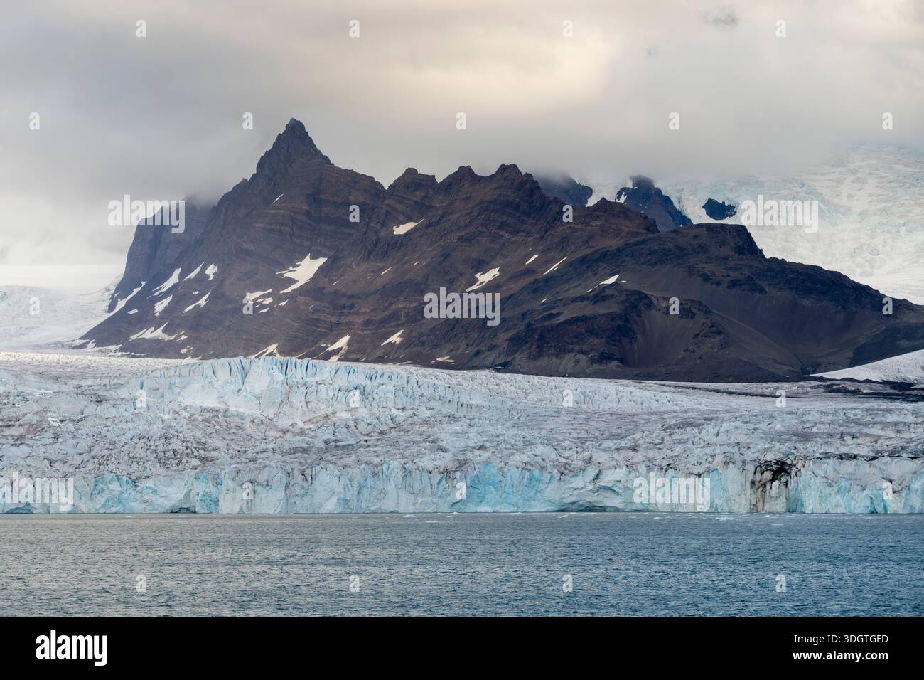 King Edward Cove, Cumberland East Bay, Georgia del Sud. Foto Stock