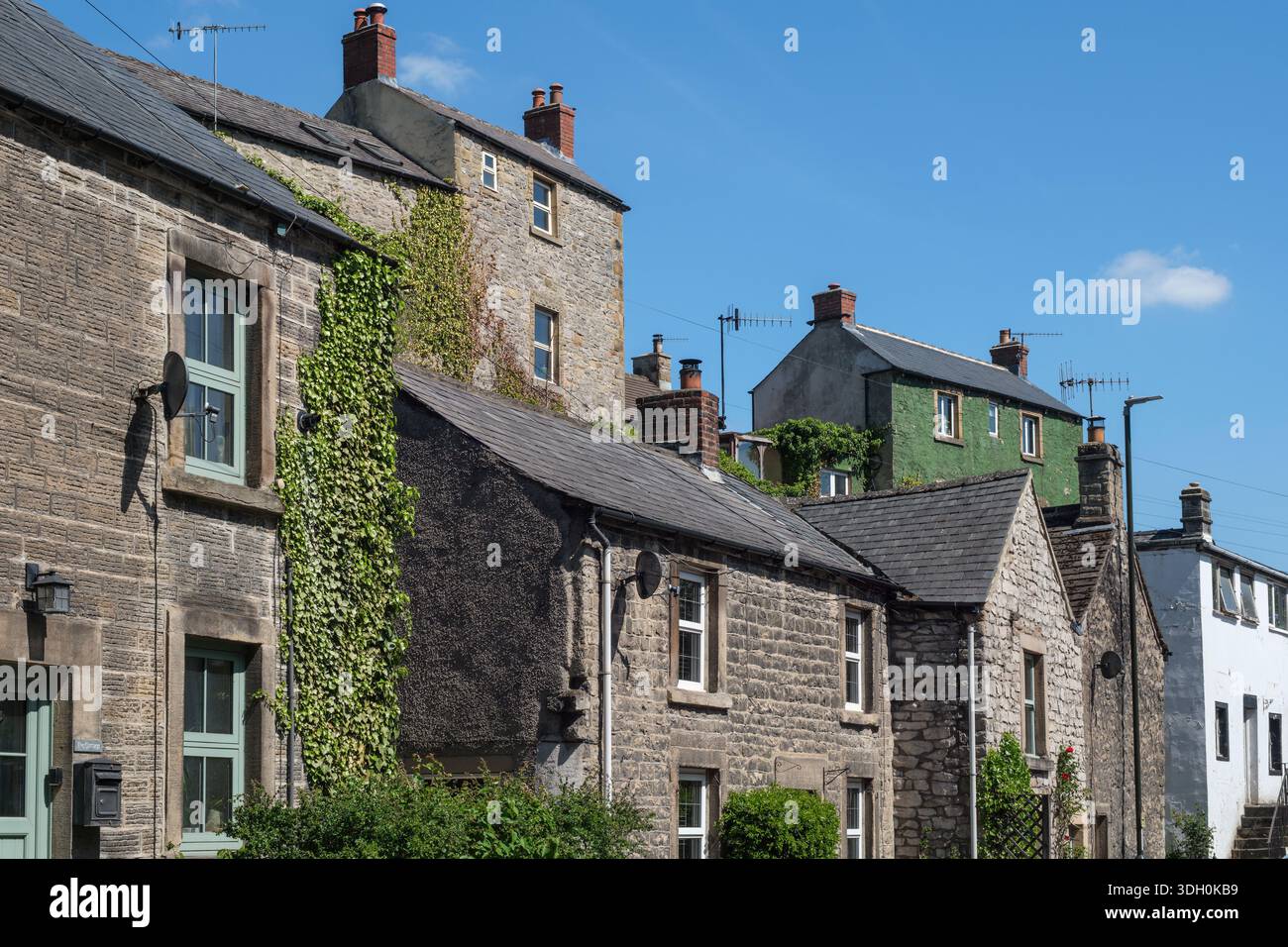 Cottage in pietra calcarea a Stoney Middleton, Peak District National Park, Derbyshire Foto Stock