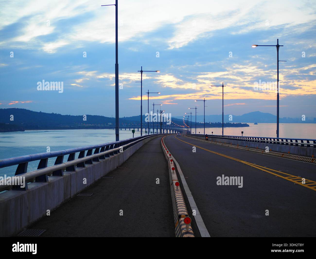 Escursioni in bicicletta e a piedi sull'isola Kinmen e sull'isola Little Kinmen/isola Lieyu, Taiwan, vicino alla costa della Cina continentale Foto Stock