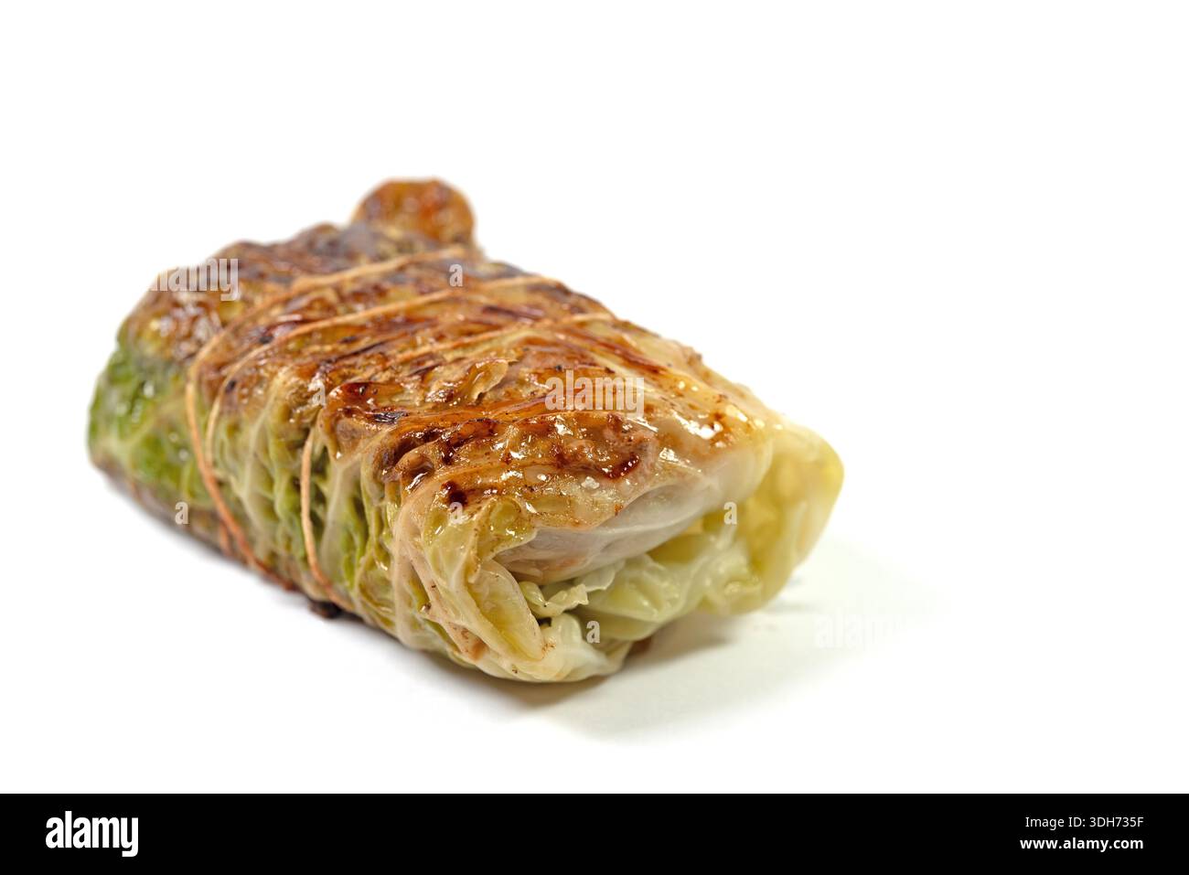 Rotoli di cavolo su sfondo bianco Foto Stock
