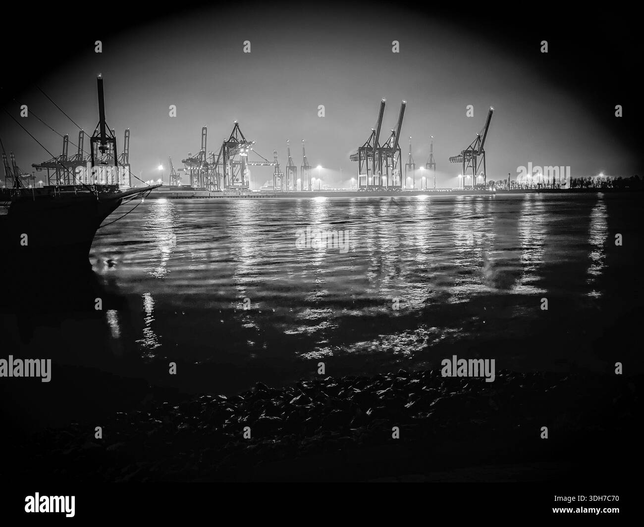 Porto di Amburgo di notte Foto Stock