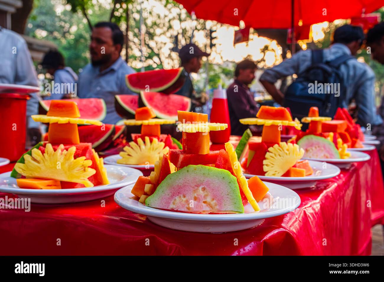 India, Maharashtra State, Mumbai, Marine Lines District, bancarelle di Street food Foto Stock