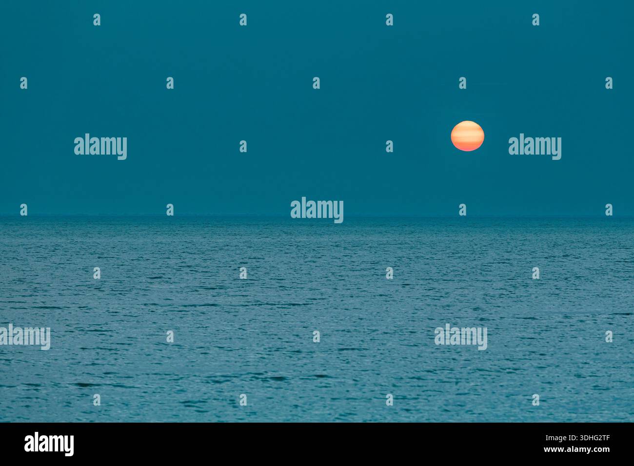 Rann del lago Kutch, tramonto, vicino a Dholavira, Kutch, Gujarat, India, Asia meridionale, Asia Foto Stock
