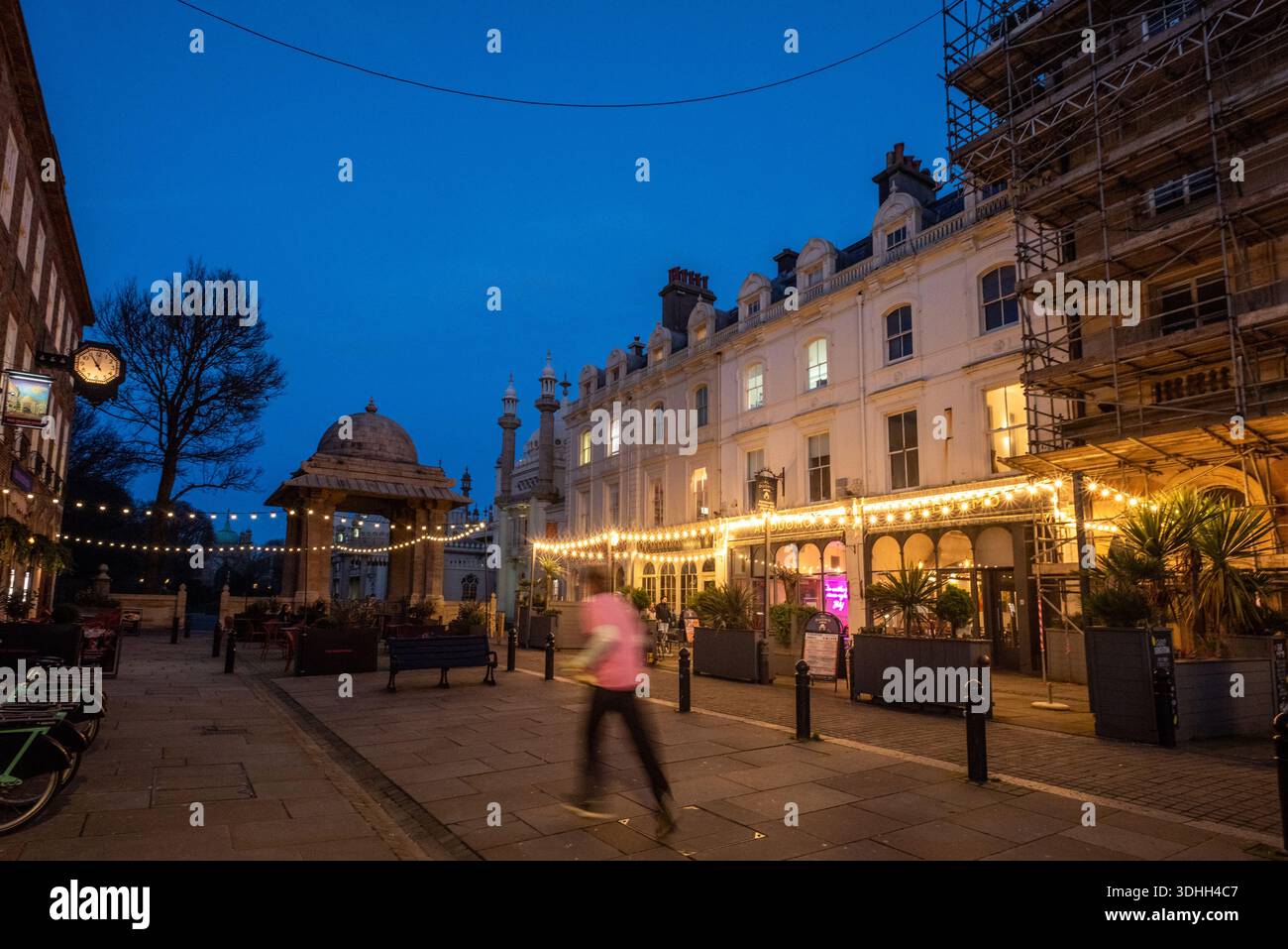 Brighton, 20 gennaio 2026: Ristorante al Duomo e India Gate Foto Stock